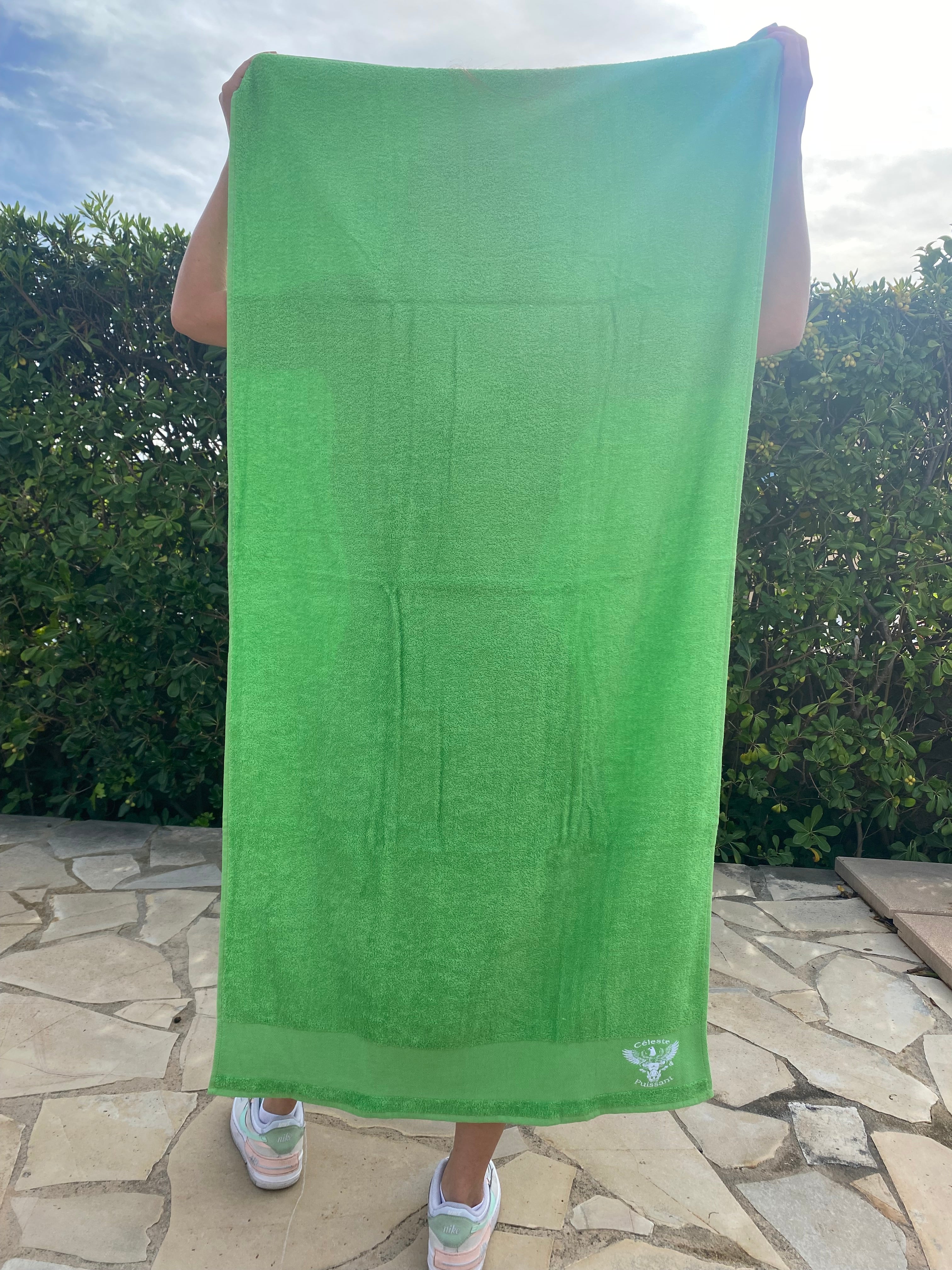 Serviette de bain verte