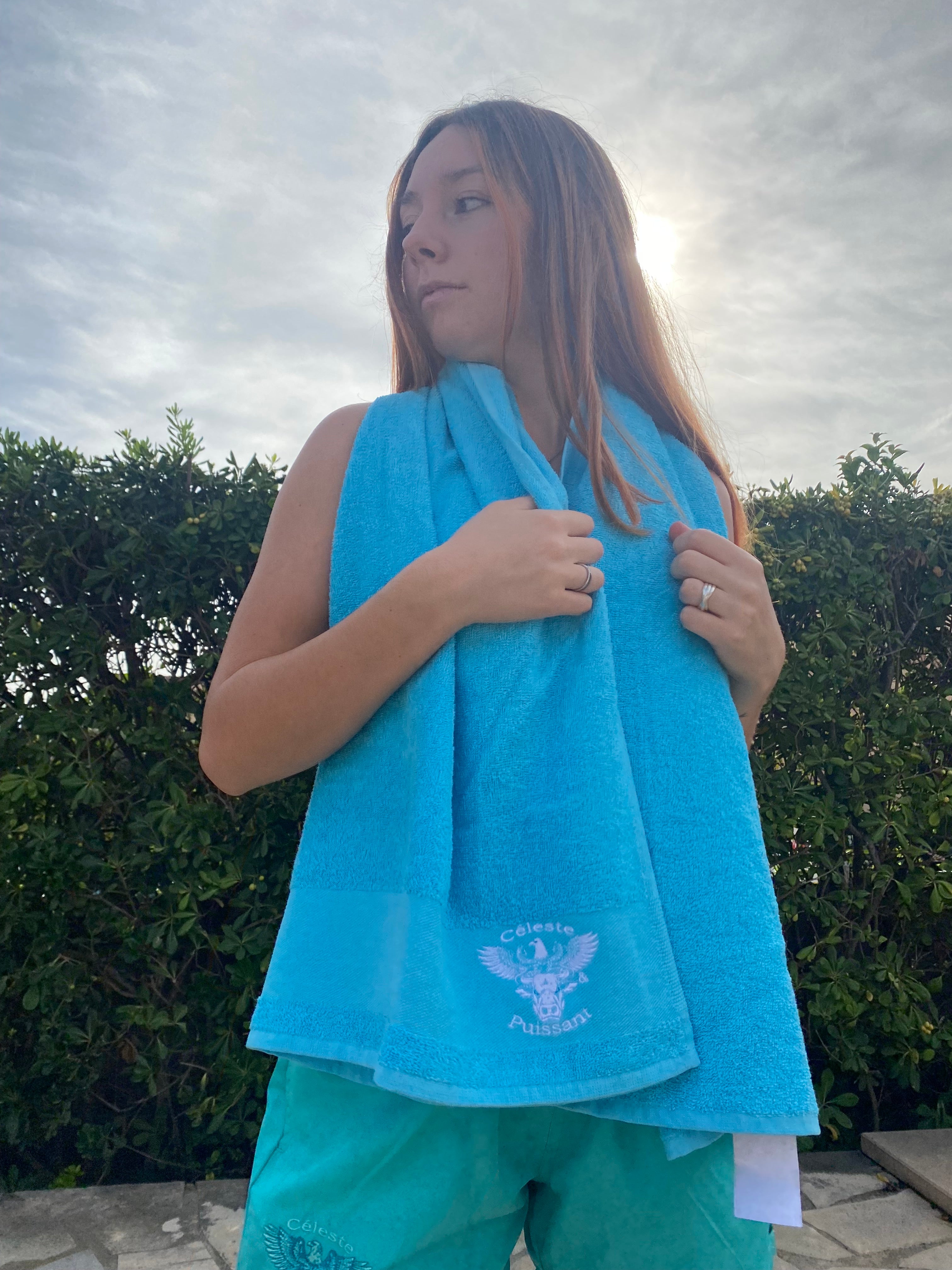 Serviette de bain bleue