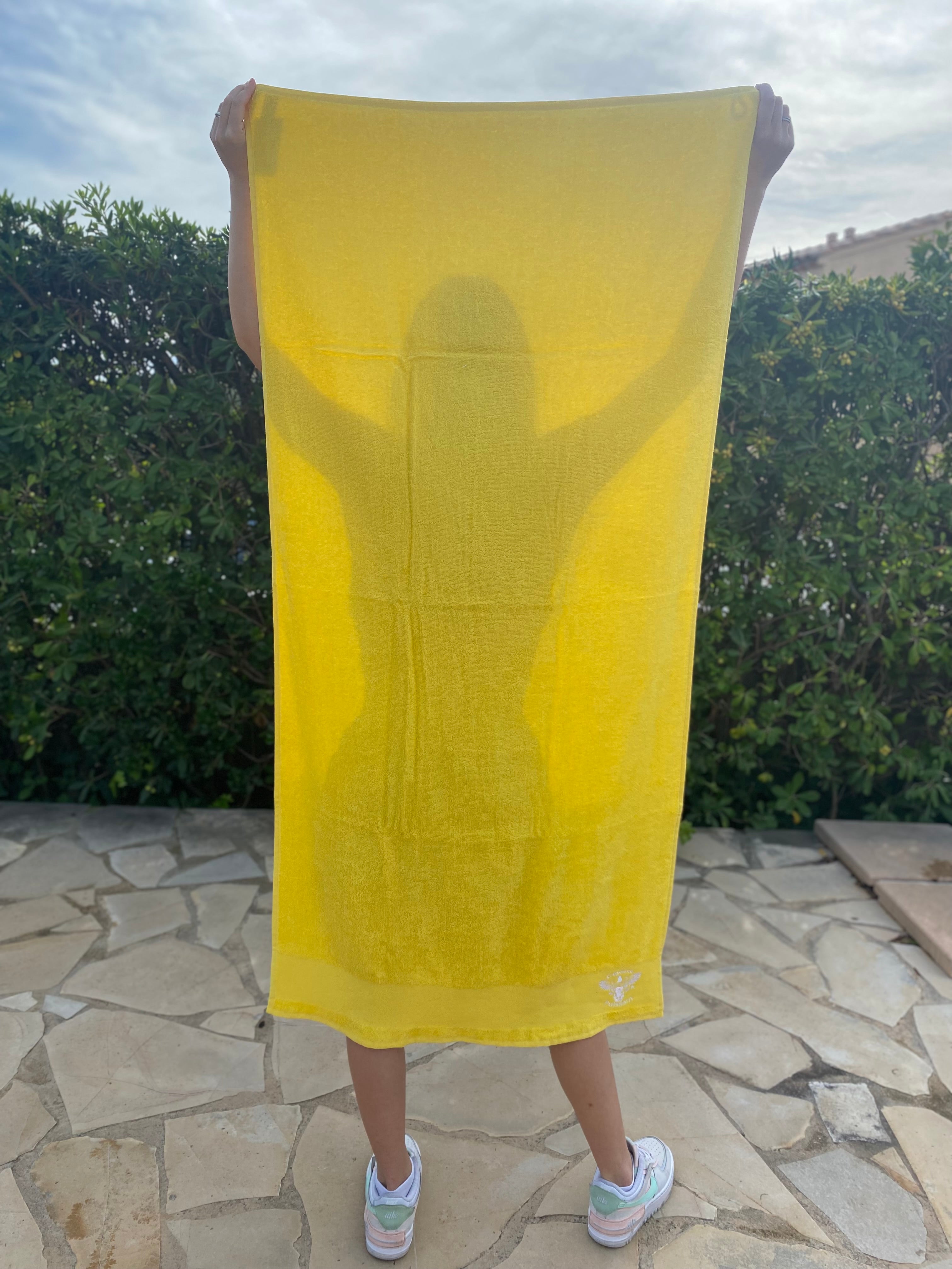 Serviette de bain jaune